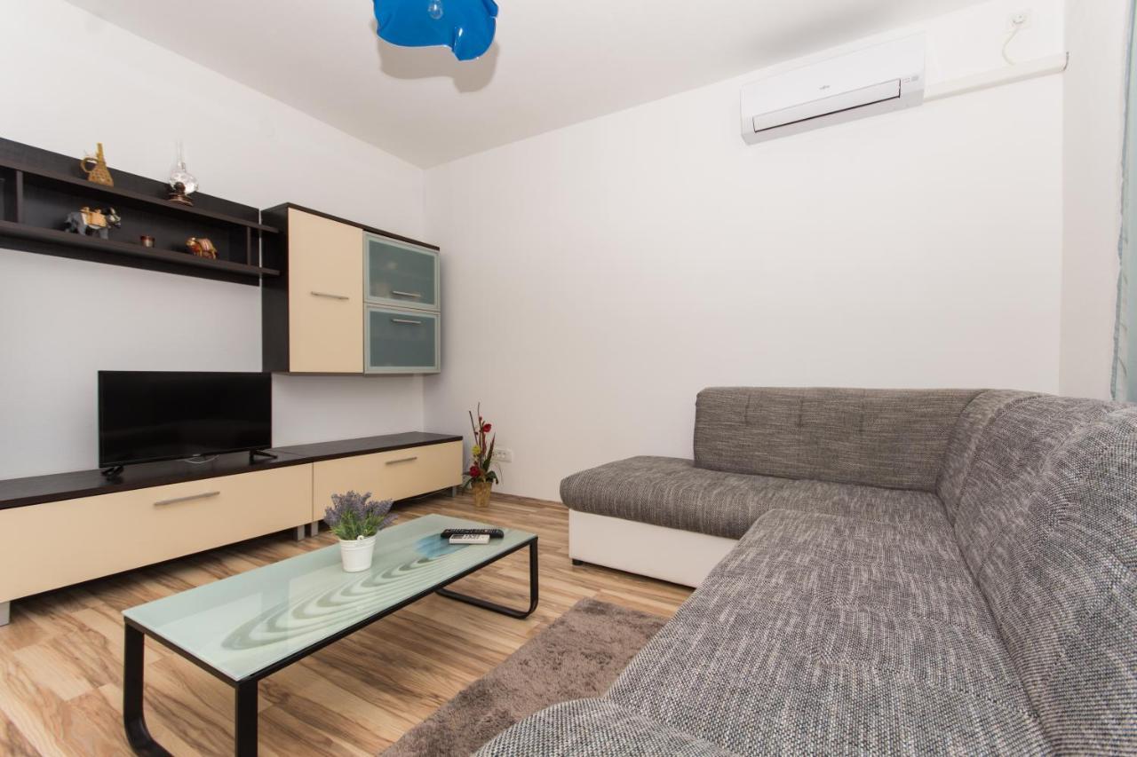 Apartments Ploka Okrug Gornji Exterior photo